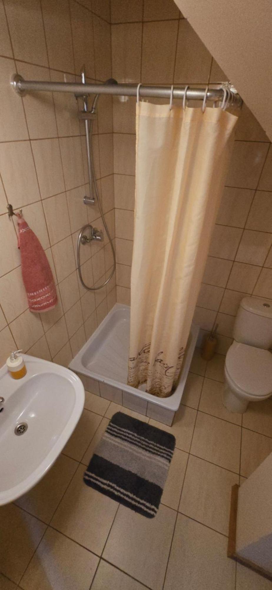 Aida Villa *